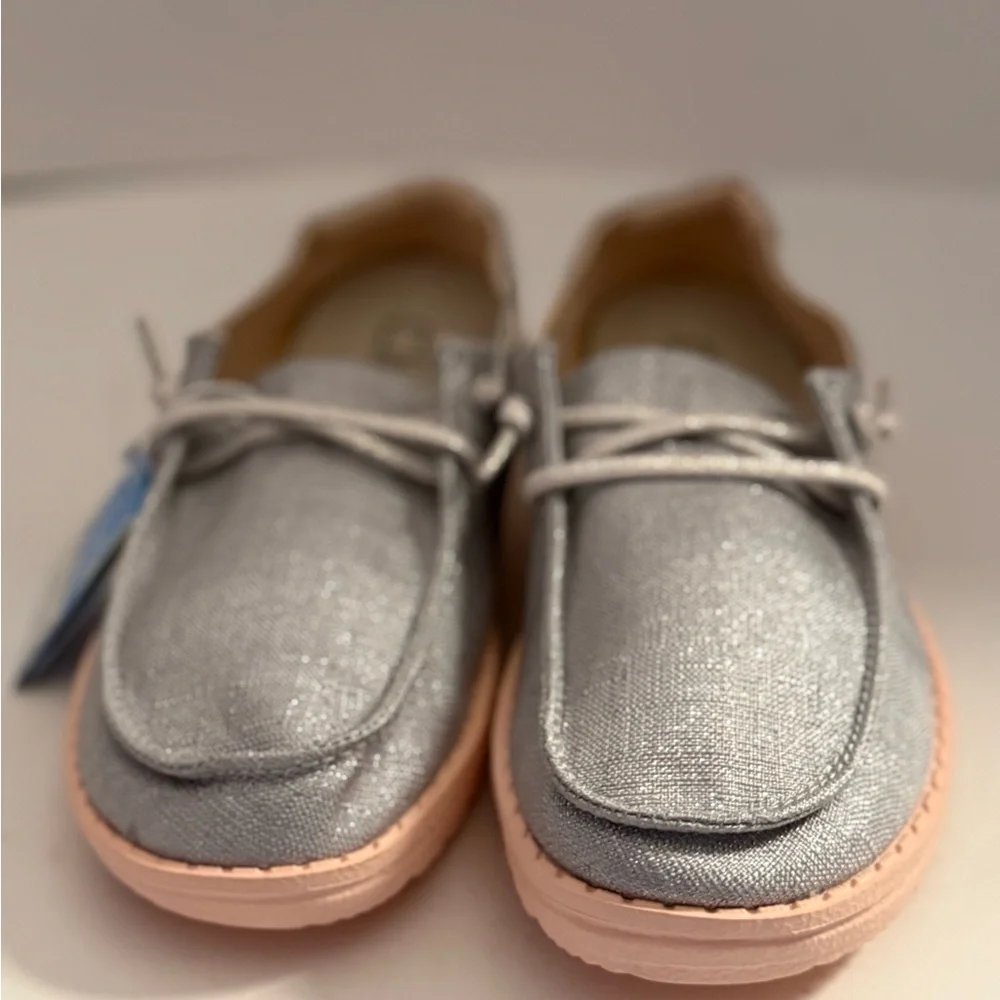 Hey Dude Silver and Pink Casual Shoes Girls 2 Youth New with tag